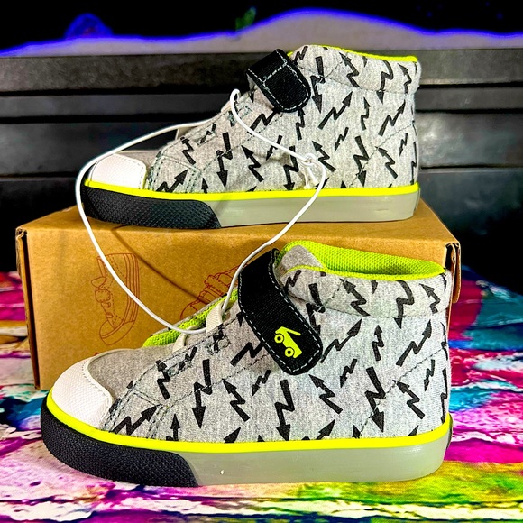 Lightning Toddler High Top Belmont Sneakers Textured Bottom for Grip See Pics - Picture 1 of 11